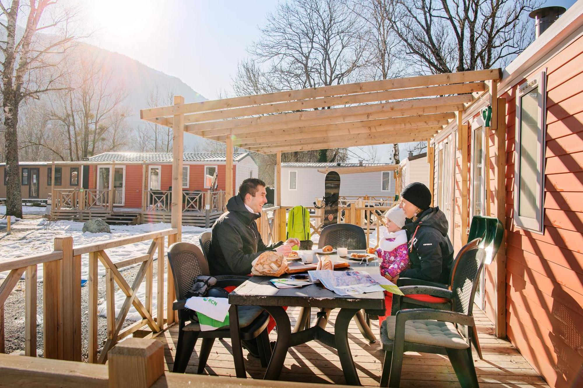Le Bourg-dʼOisans Camping Rcn Belledonne מראה חיצוני תמונה